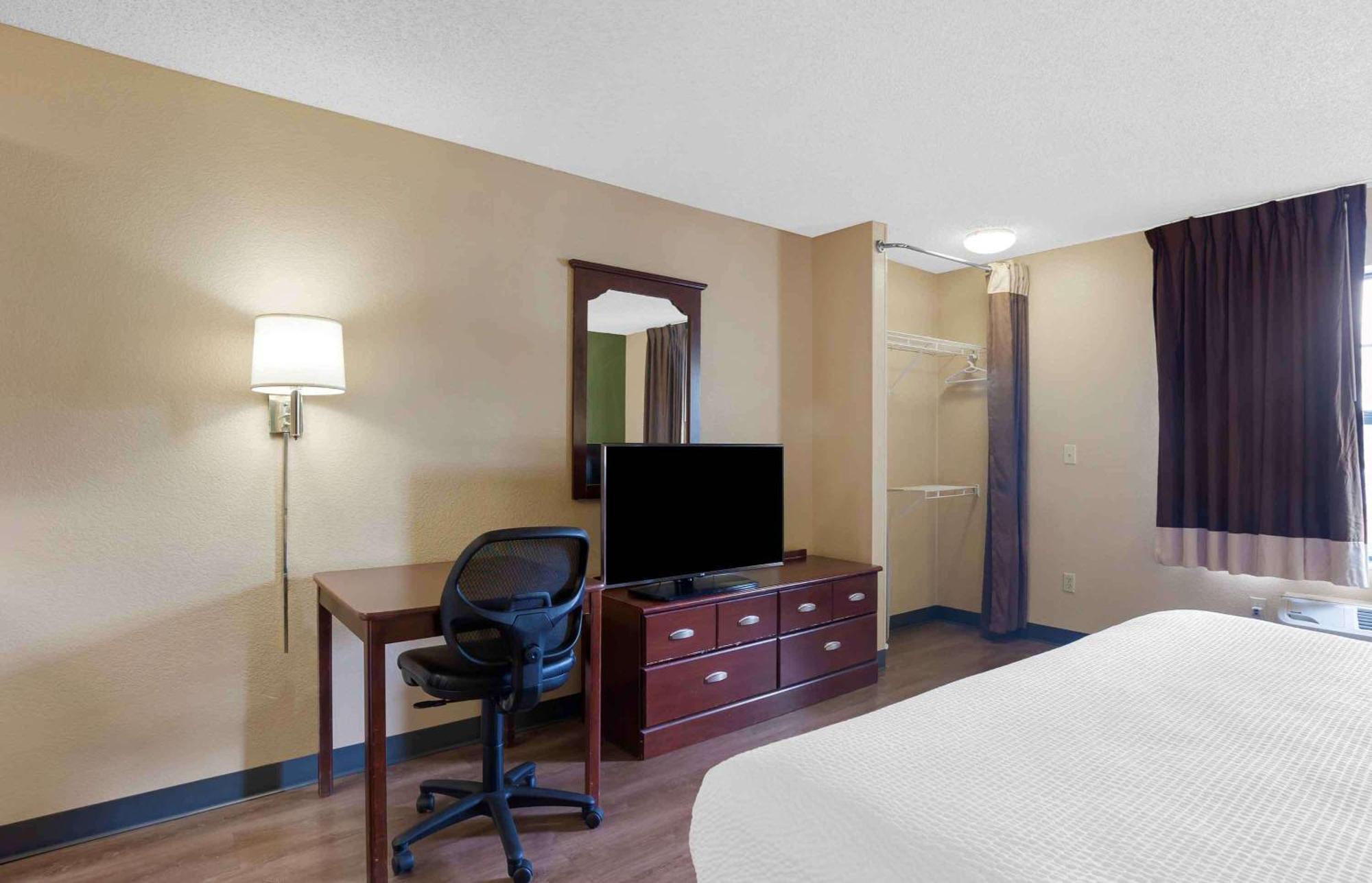 Extended Stay America Select Suites - Newport News - Oyster Point Εξωτερικό φωτογραφία