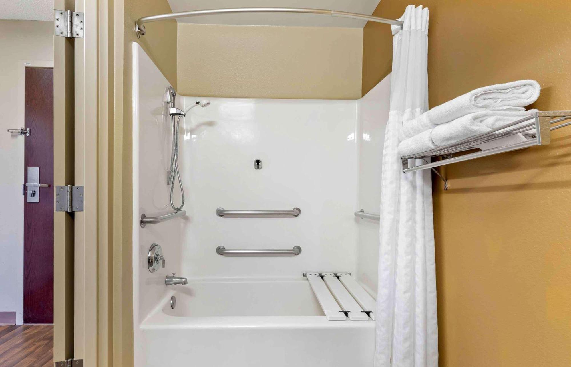 Extended Stay America Select Suites - Newport News - Oyster Point Εξωτερικό φωτογραφία